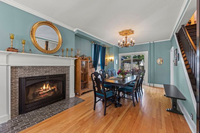 307 Illinois Avenue, St. Charles, IL 60174