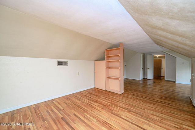 812 SWIFTS HIGHWAY, Jefferson City, MO 65109