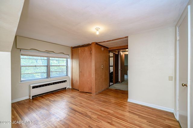 812 SWIFTS HIGHWAY, Jefferson City, MO 65109