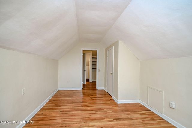 812 SWIFTS HIGHWAY, Jefferson City, MO 65109