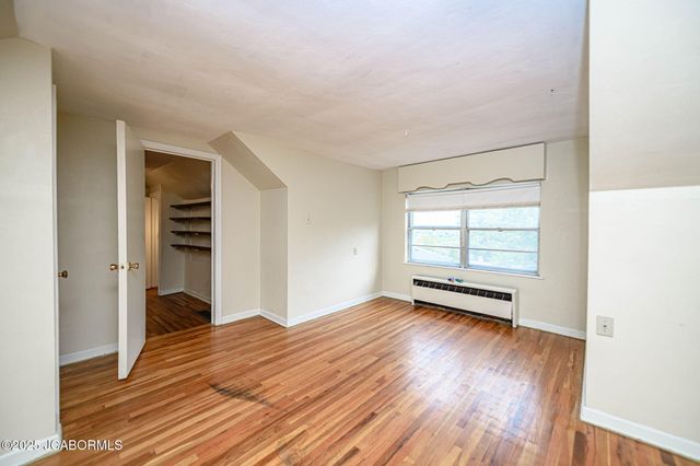 812 SWIFTS HIGHWAY, Jefferson City, MO 65109