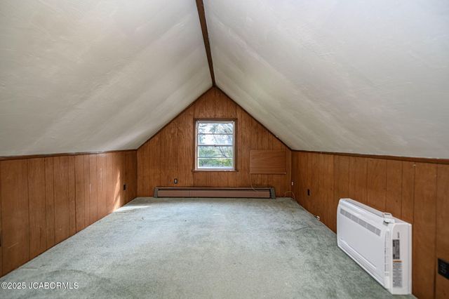 812 SWIFTS HIGHWAY, Jefferson City, MO 65109