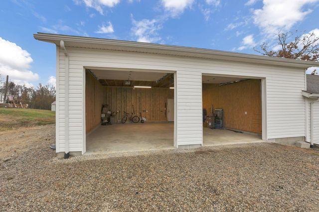 3585 East Pike, Zanesville, OH 43701