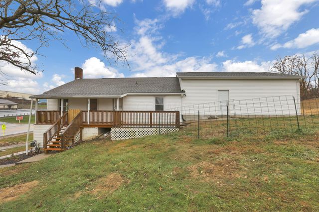 3585 East Pike, Zanesville, OH 43701