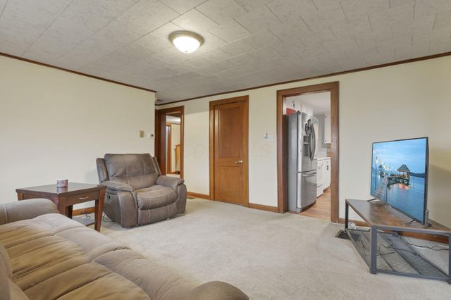 3585 East Pike, Zanesville, OH 43701