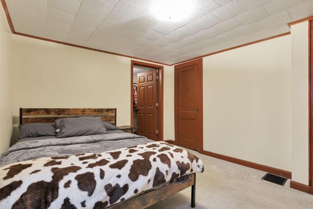 3585 East Pike, Zanesville, OH 43701