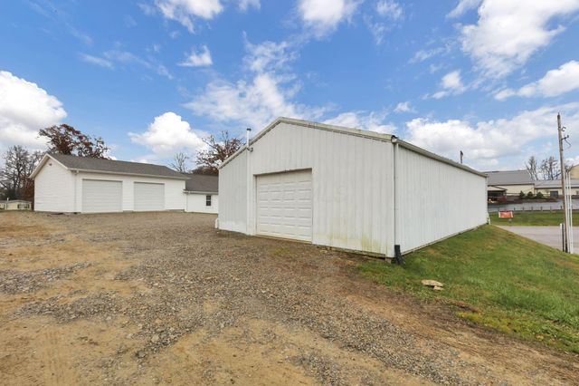 3585 East Pike, Zanesville, OH 43701