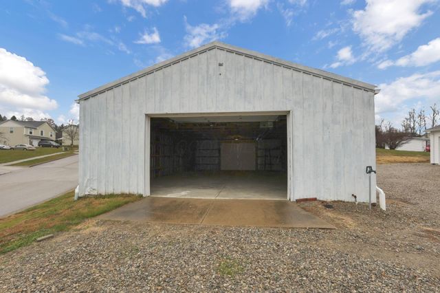 3585 East Pike, Zanesville, OH 43701