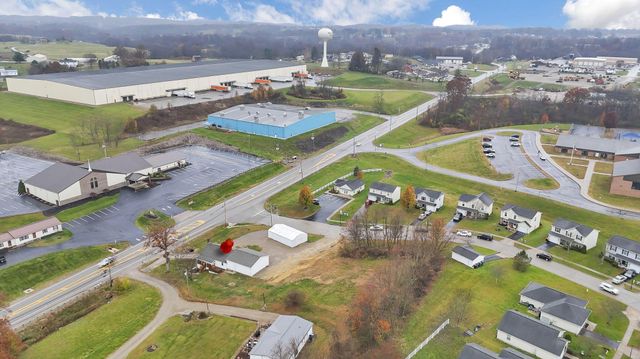 3585 East Pike, Zanesville, OH 43701