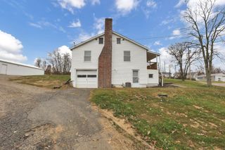 3585 East Pike, Zanesville, OH 43701