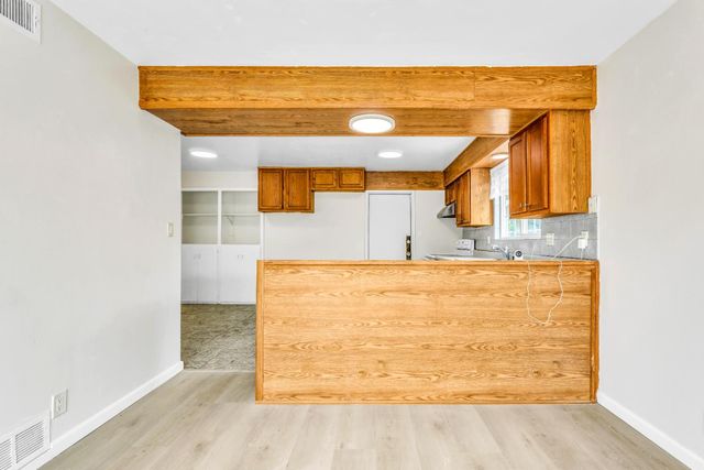 7574 Twilight Dr, Sacramento, CA 95822