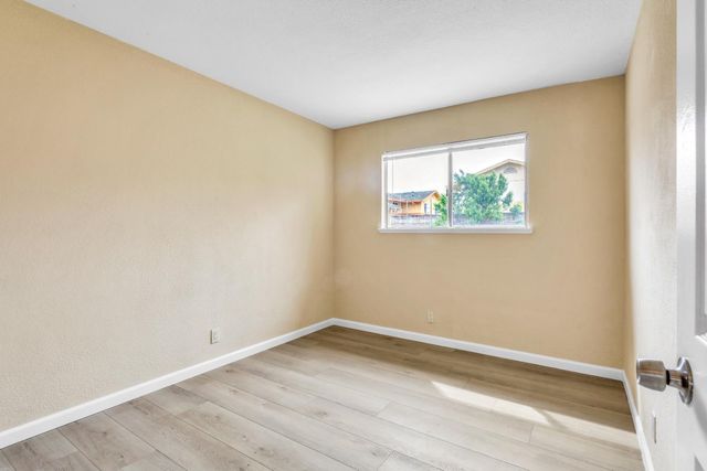 7574 Twilight Dr, Sacramento, CA 95822