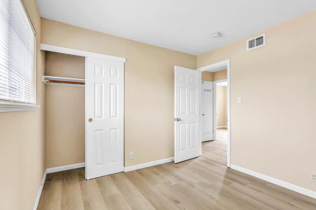 7574 Twilight Dr, Sacramento, CA 95822