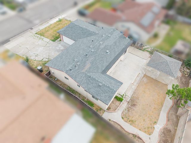 7574 Twilight Dr, Sacramento, CA 95822