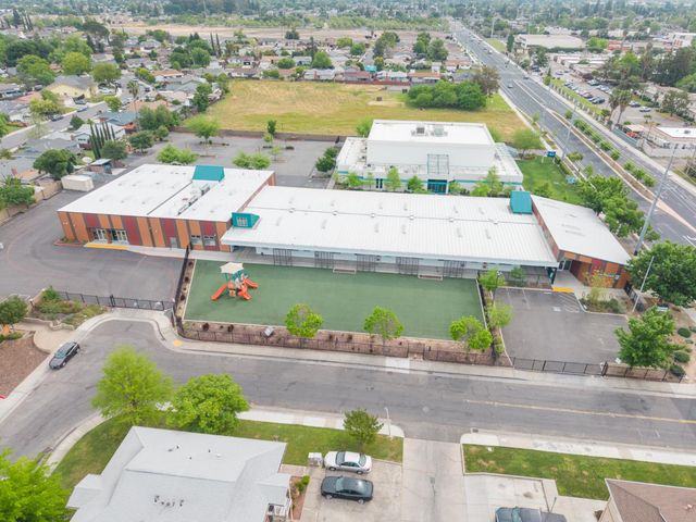 7574 Twilight Dr, Sacramento, CA 95822