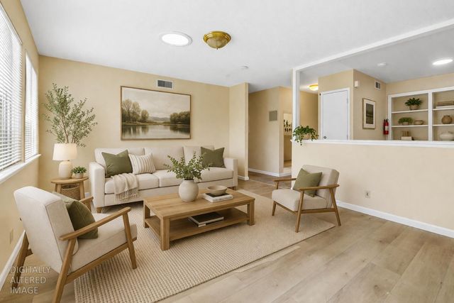 7574 Twilight Dr, Sacramento, CA 95822