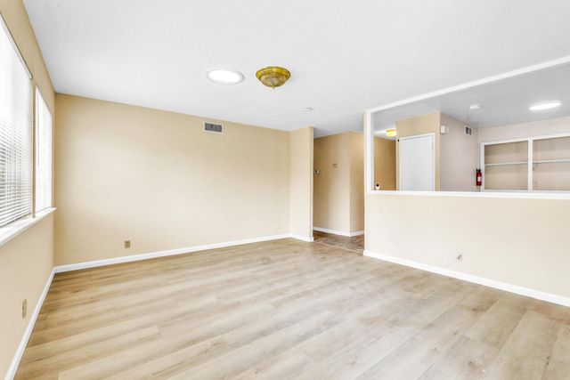 7574 Twilight Dr, Sacramento, CA 95822