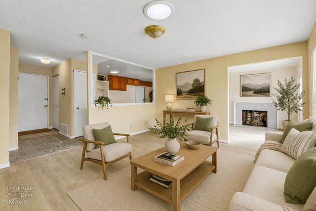 7574 Twilight Dr, Sacramento, CA 95822