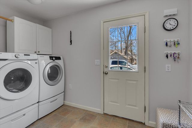 3 Melrose Court, Dix Hills, NY 11746