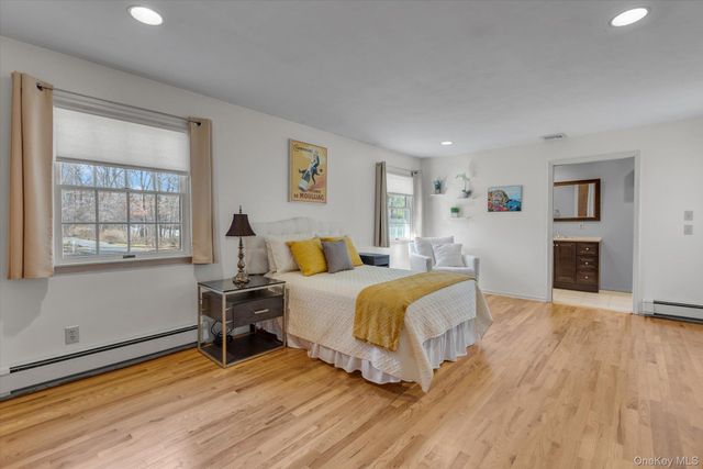 3 Melrose Court, Dix Hills, NY 11746