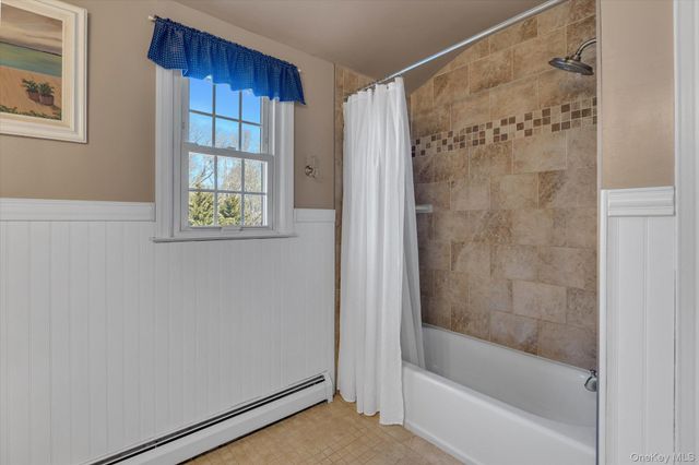 3 Melrose Court, Dix Hills, NY 11746