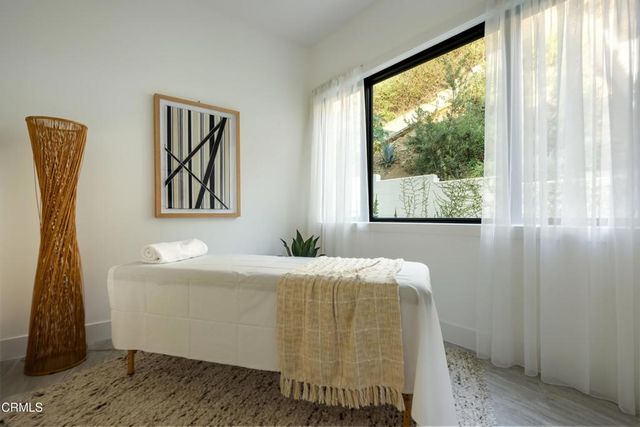 2210 Kinneloa Canyon Road, Pasadena, CA 91107