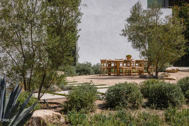 2210 Kinneloa Canyon Road, Pasadena, CA 91107