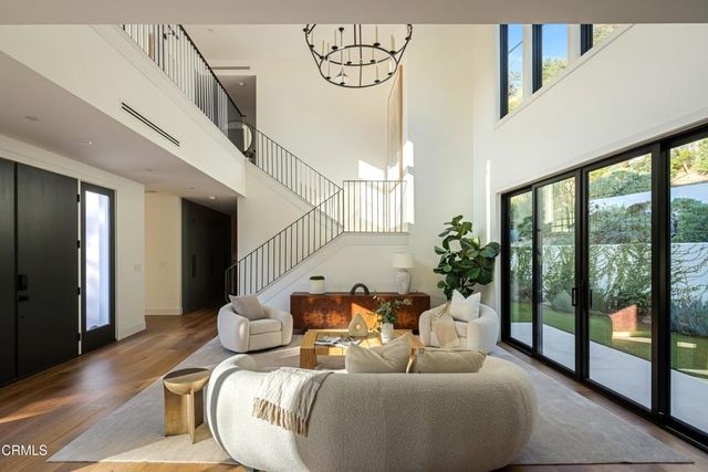 2210 Kinneloa Canyon Road, Pasadena, CA 91107