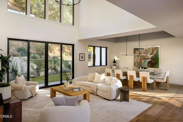 2210 Kinneloa Canyon Road, Pasadena, CA 91107