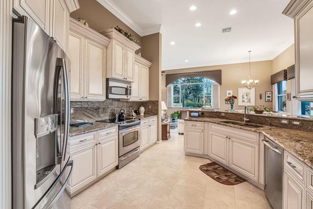 9175 Caserta Street, Lake Worth, FL 33467