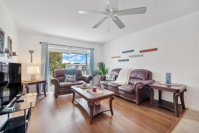 5200 Washington Street 301, Hollywood, FL 33021