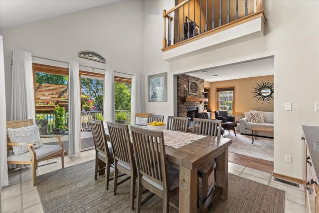 5300 Clover LANE, Racine, WI 53406