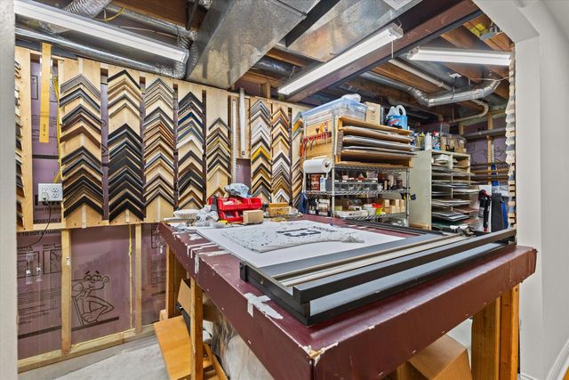 5300 Clover LANE, Racine, WI 53406
