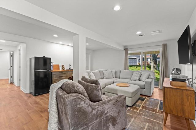 5300 Clover LANE, Racine, WI 53406