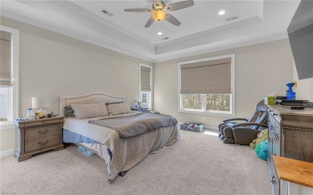 712 Jubilee CT, Chesapeake, VA 23322