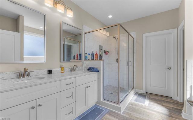 712 Jubilee CT, Chesapeake, VA 23322