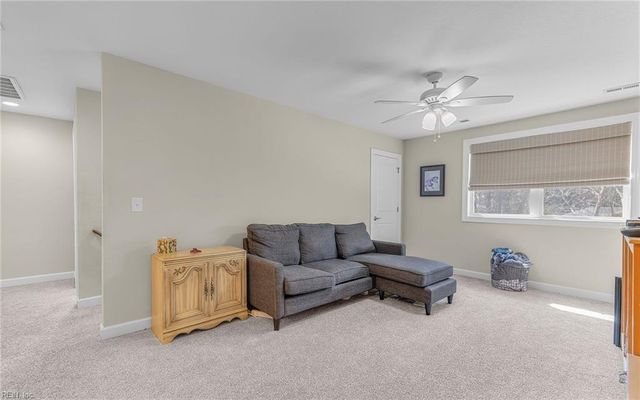 712 Jubilee CT, Chesapeake, VA 23322