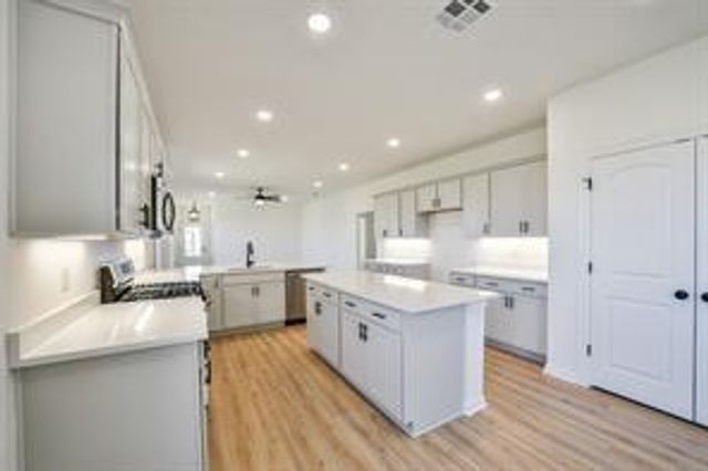 40704 Pessi Road, Magnolia, TX 77354