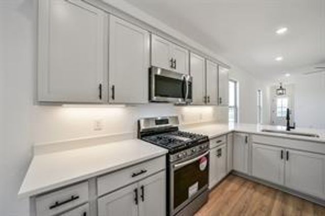 40704 Pessi Road, Magnolia, TX 77354