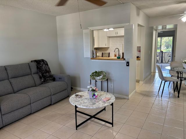 243 Northampton M 243, West Palm Beach, FL 33417