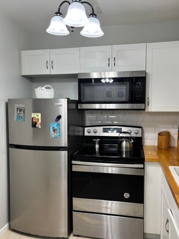 243 Northampton M 243, West Palm Beach, FL 33417