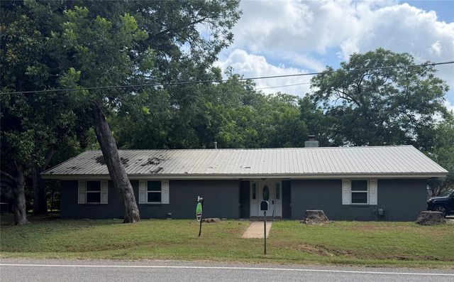 204 N Rockdale ST, Lexington, TX 78947