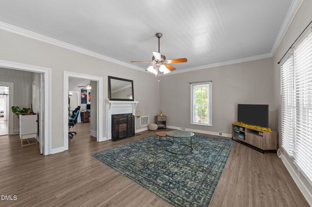 532 N Oneil Street, Clayton, NC 27520