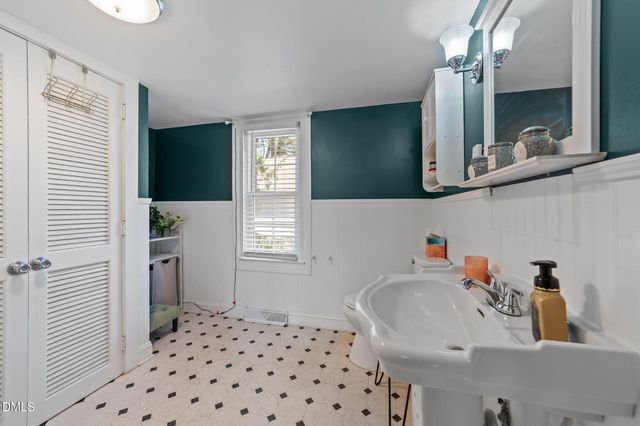 532 N Oneil Street, Clayton, NC 27520