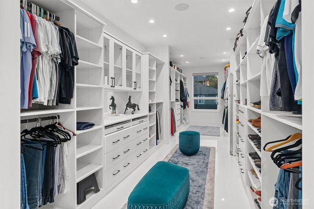 903 N 33rd Place, Renton, WA 98056