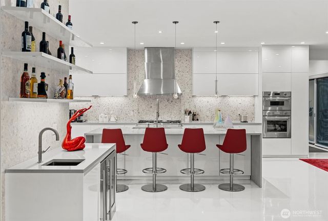 903 N 33rd Place, Renton, WA 98056