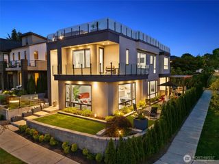 903 N 33rd Place, Renton, WA 98056