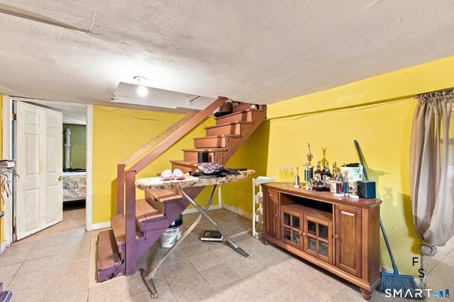 60 Tower Avenue, Hartford, CT 06120