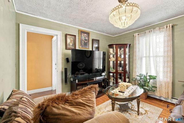 60 Tower Avenue, Hartford, CT 06120
