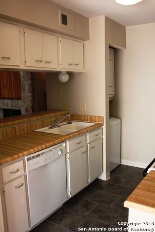 3843 Barrington St Apt 219E, San Antonio, TX 78217